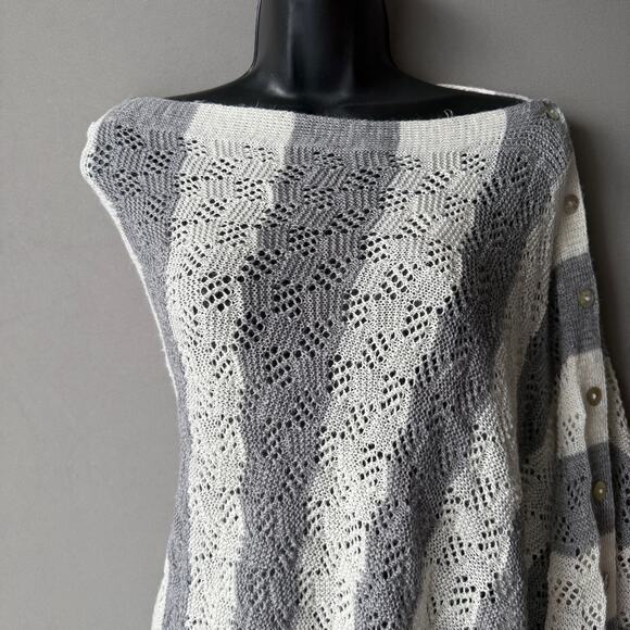 Anthropologie Moth‎ sz One Size gray white striped poncho linen knit top NWOT - Picture 2 of 9